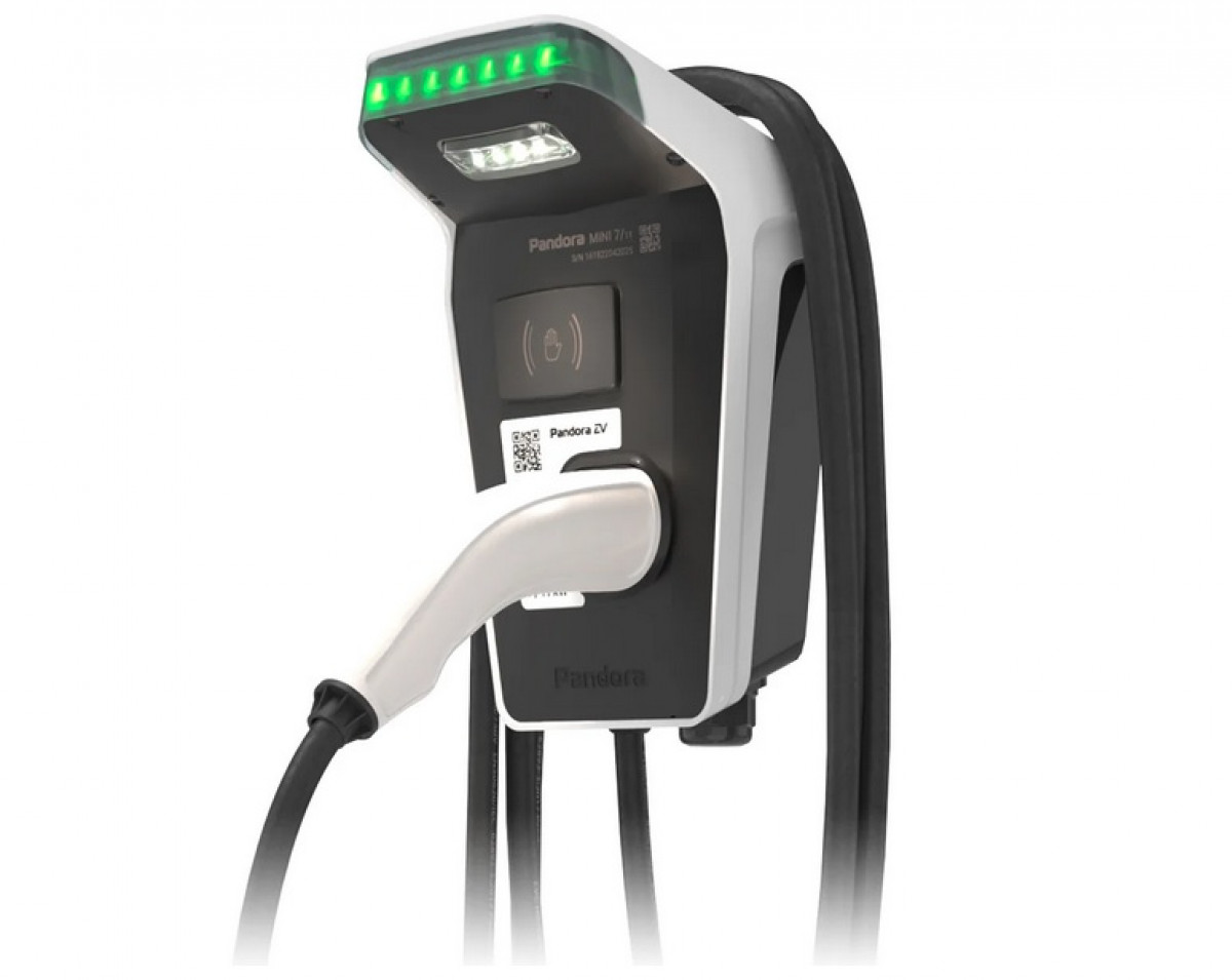 Зарядная станция для электромобилей  Pandora MINI 711C