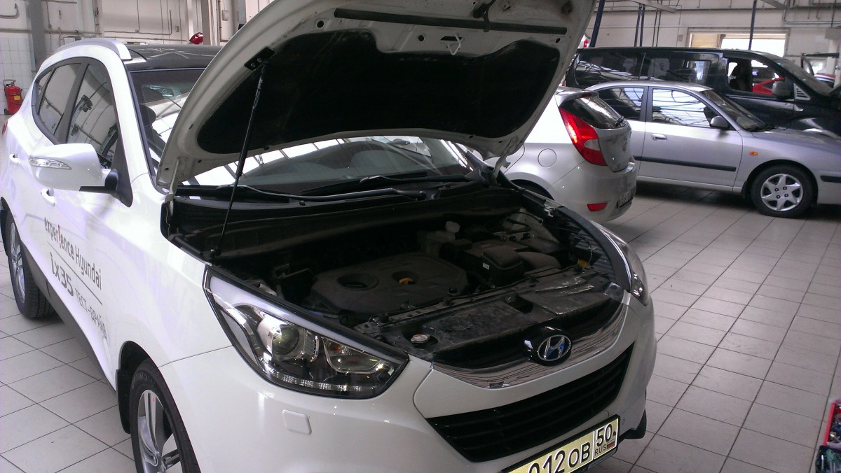 A-ENGINEERING Упоры капота для Hyundai ix35 2010-2015