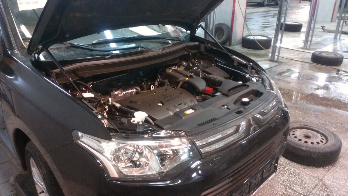 A-ENGINEERING Упоры капота для Mitsubishi Outlander III, 2012-н.в.