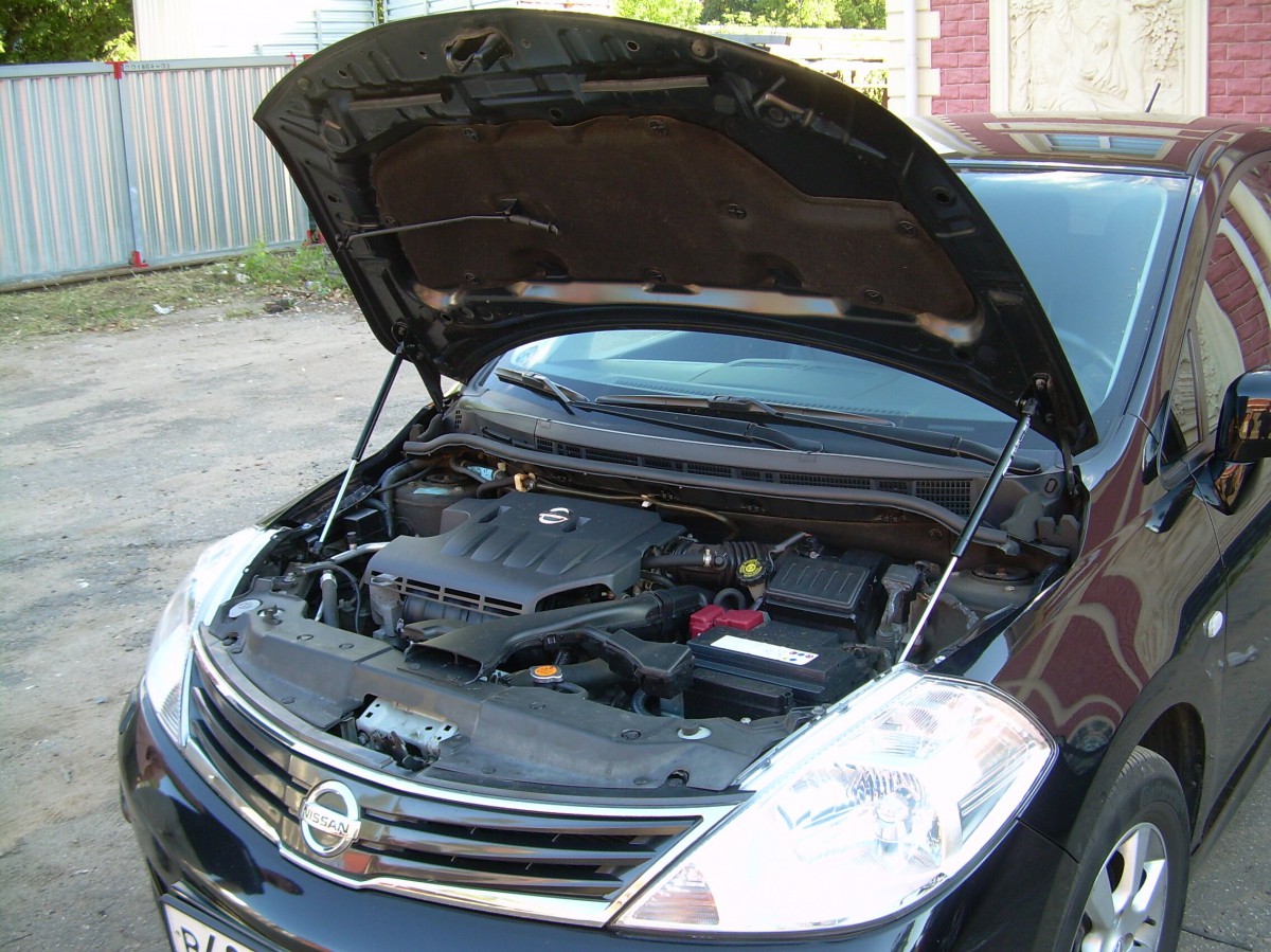 A-ENGINEERING Упоры капота для Nissan Tiida, 2004-2014 (2 амортизатора)
