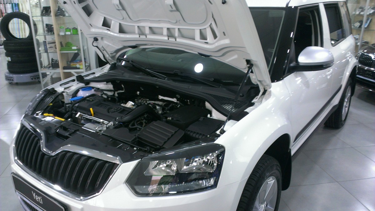 A-ENGINEERING Упор капота для Skoda Yeti, 2009-н.в. (1 амортизатор)