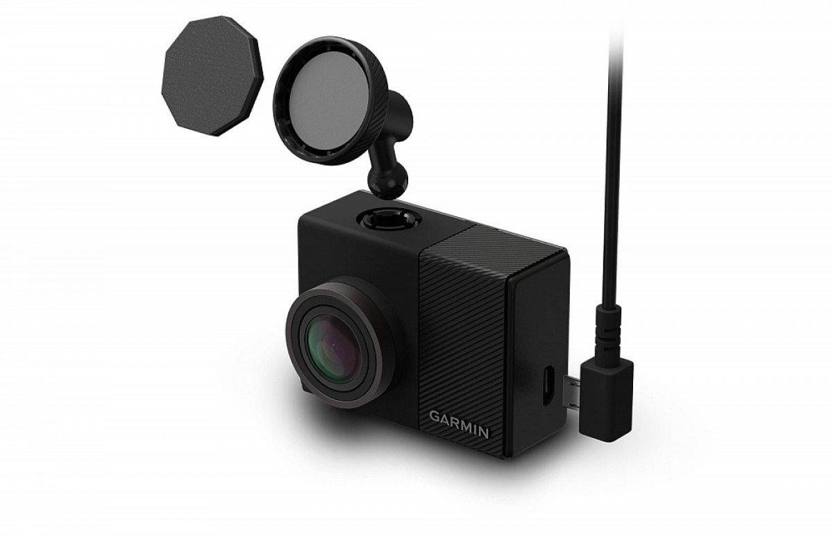 Garmin Dash Cam 65W