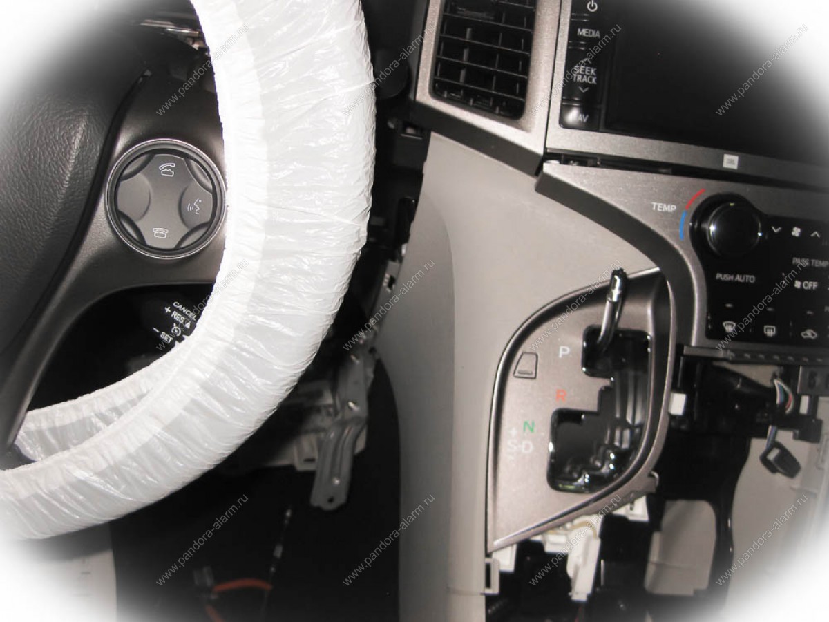 Toyota Venza установка Pandora DXL 5000, замка КПП, замка капота; тонирование стёкол и прочие работы
